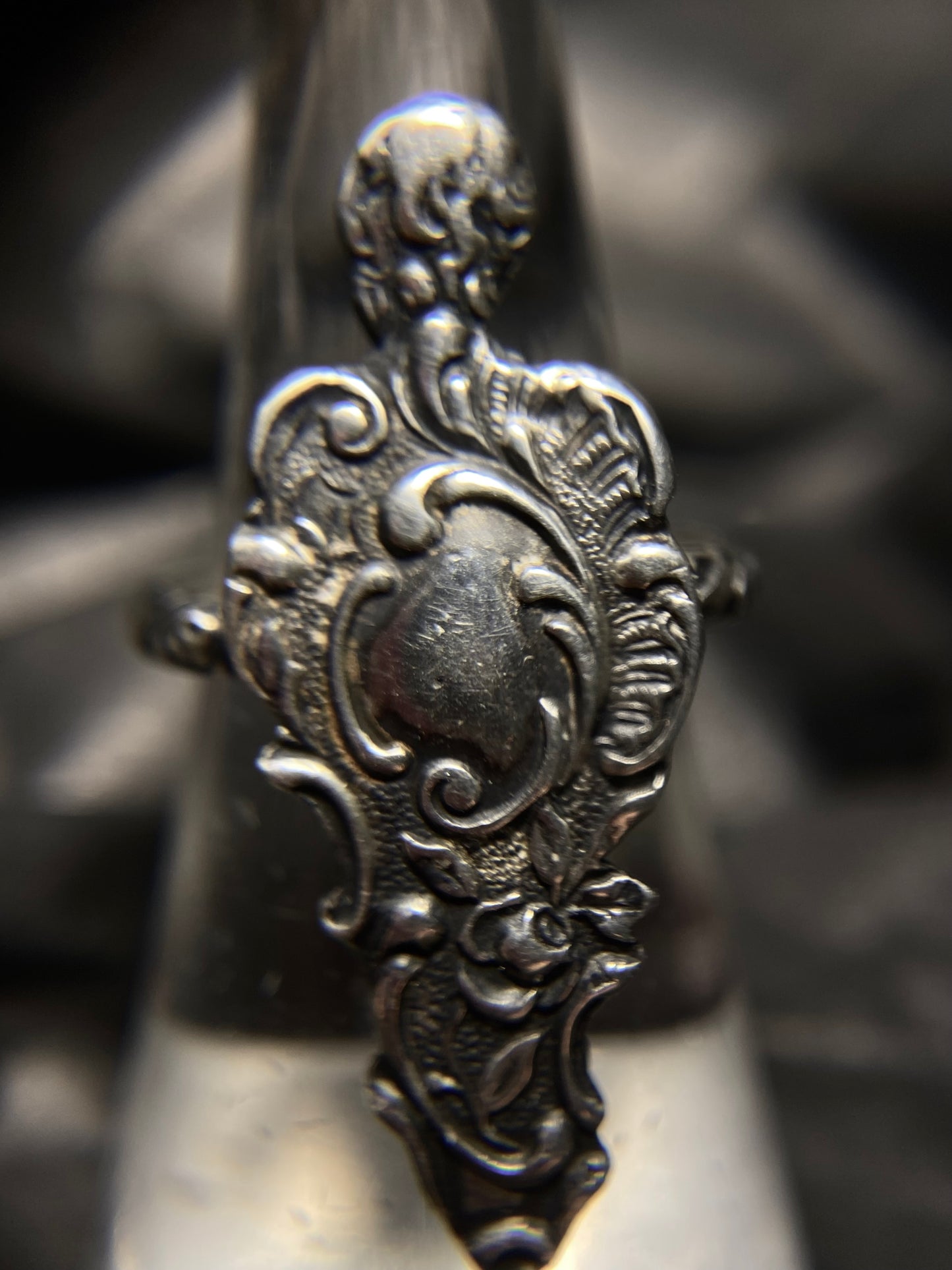 ⚚ cherub of the dark ring ⚚