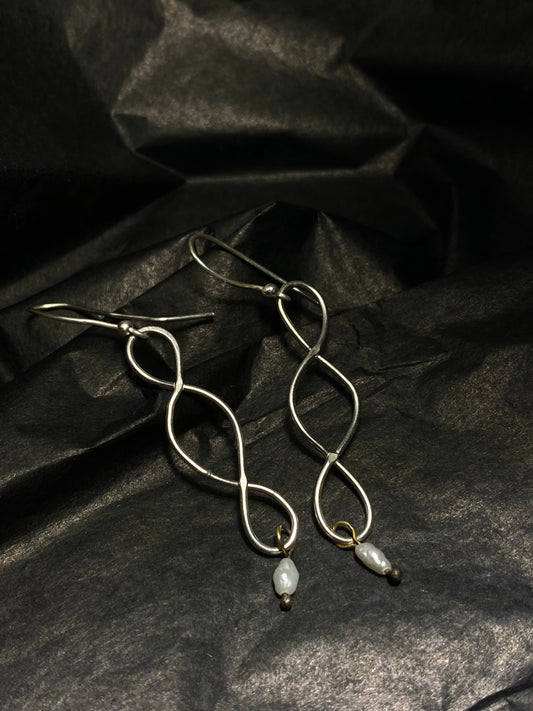 ✥seraphic pearl earrings✥