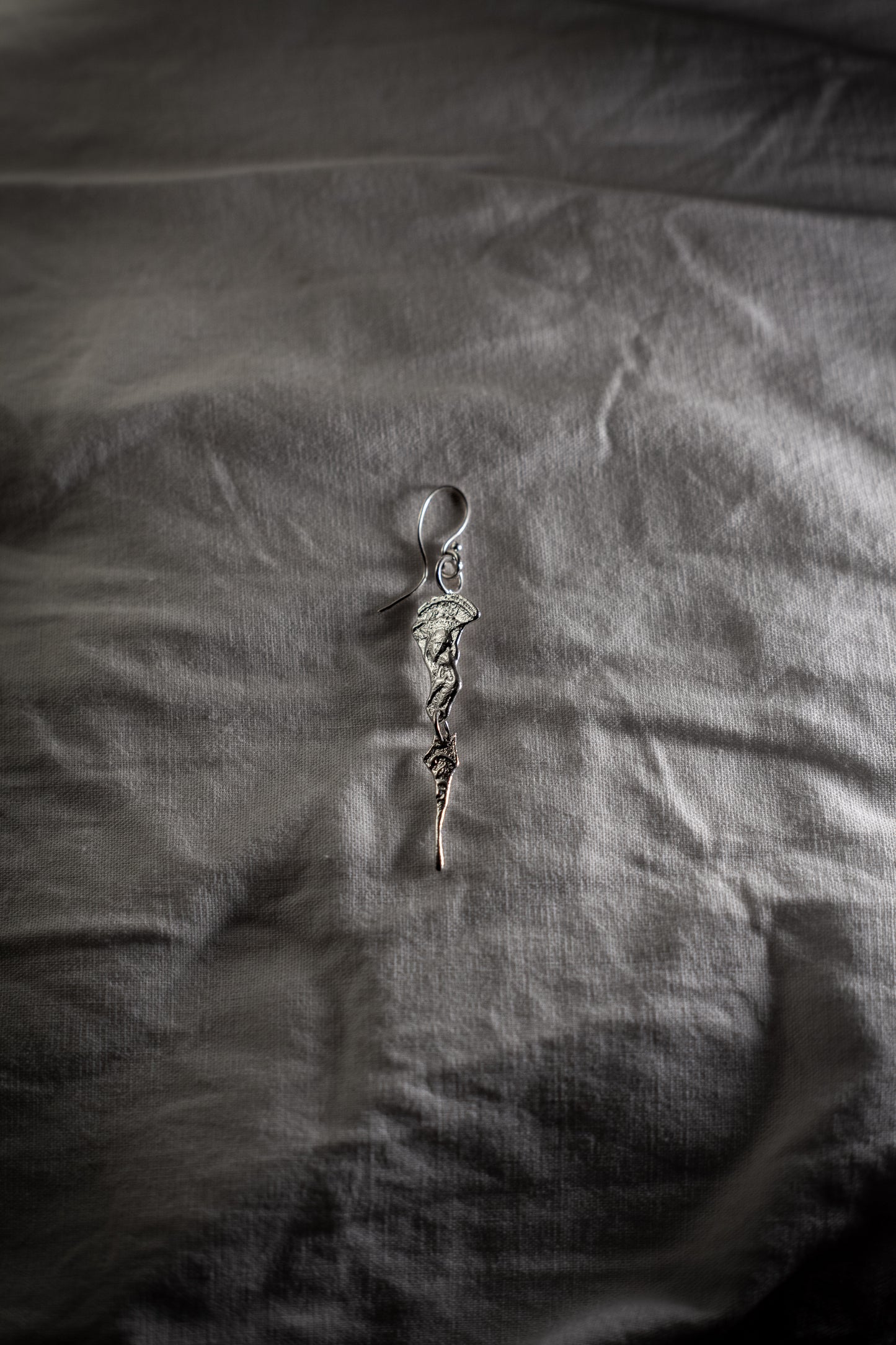 𖤝 holy water 𖤝