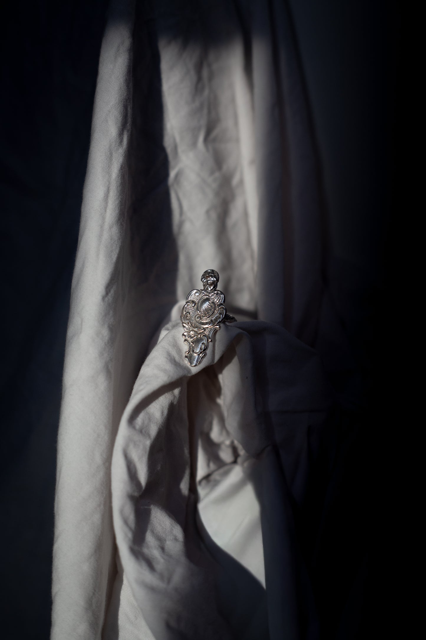 ⚘ cherub of the light ring ⚘